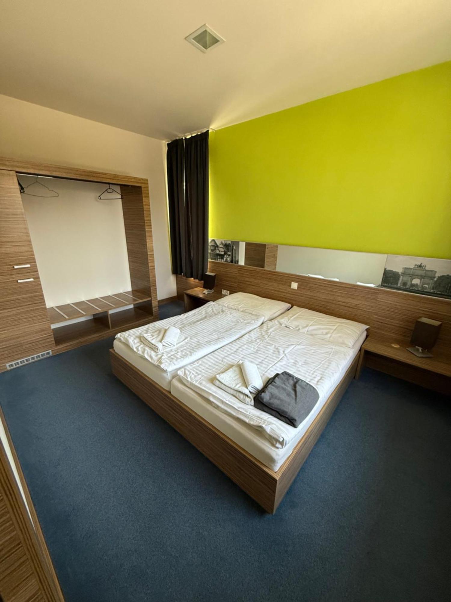 Hotelik Кошице Экстерьер фото